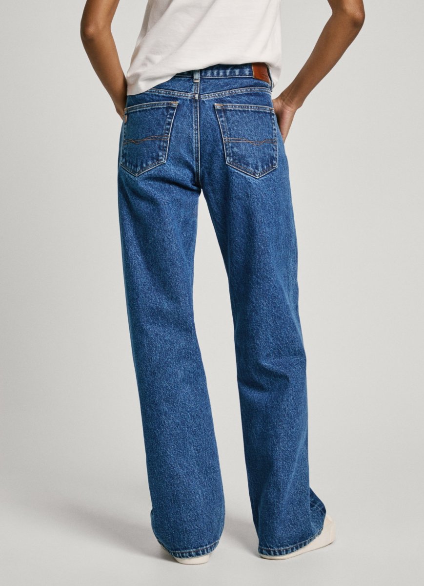 loose-st-jeans-hw-13-38321.jpeg