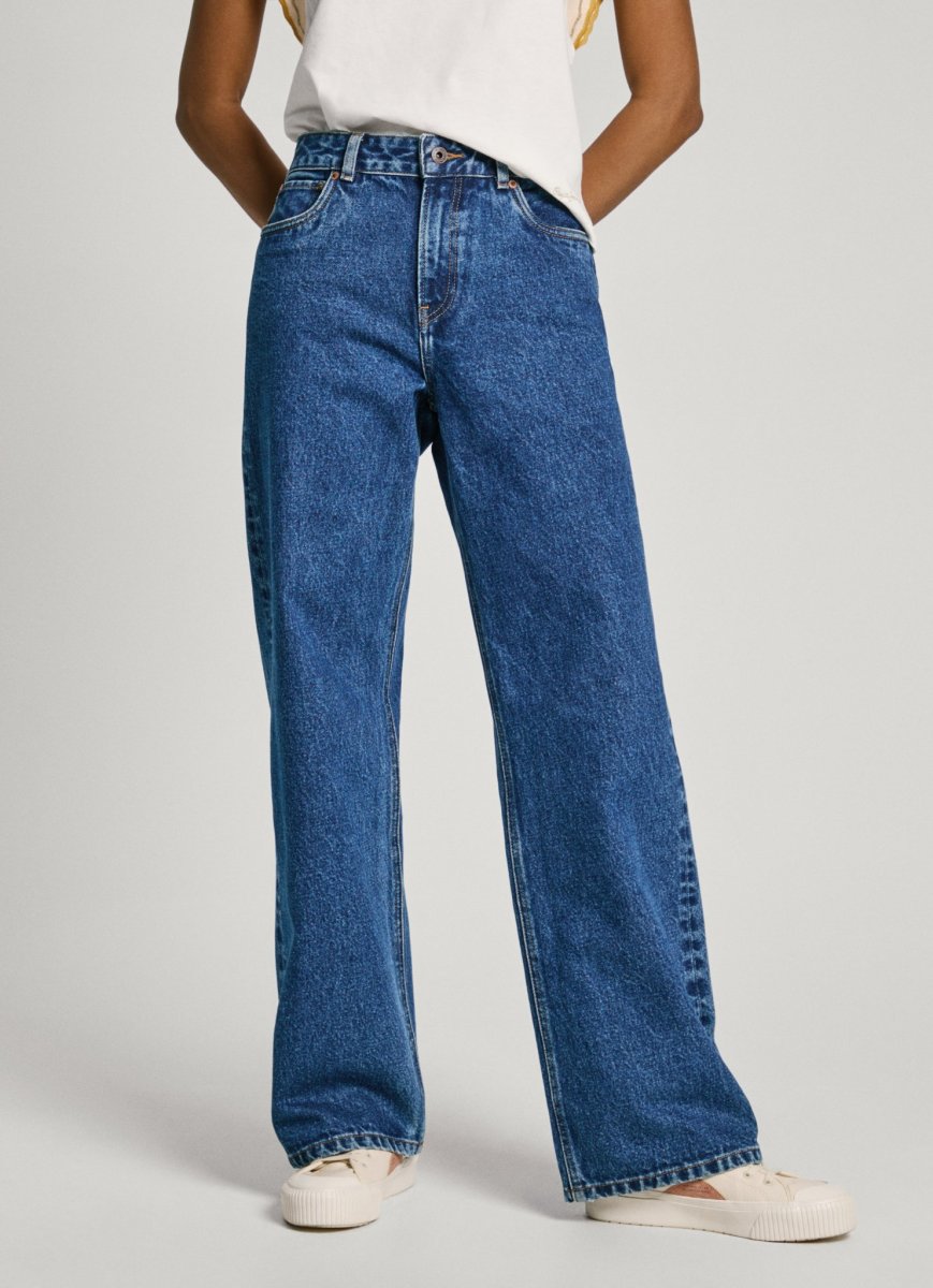 loose-st-jeans-hw-15-38319.jpeg