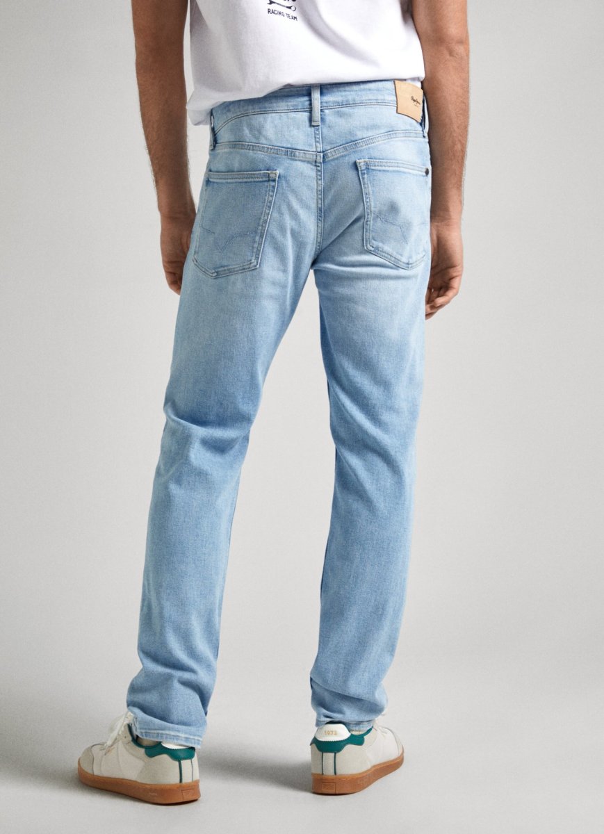 slim-jeans-53-37910.jpeg
