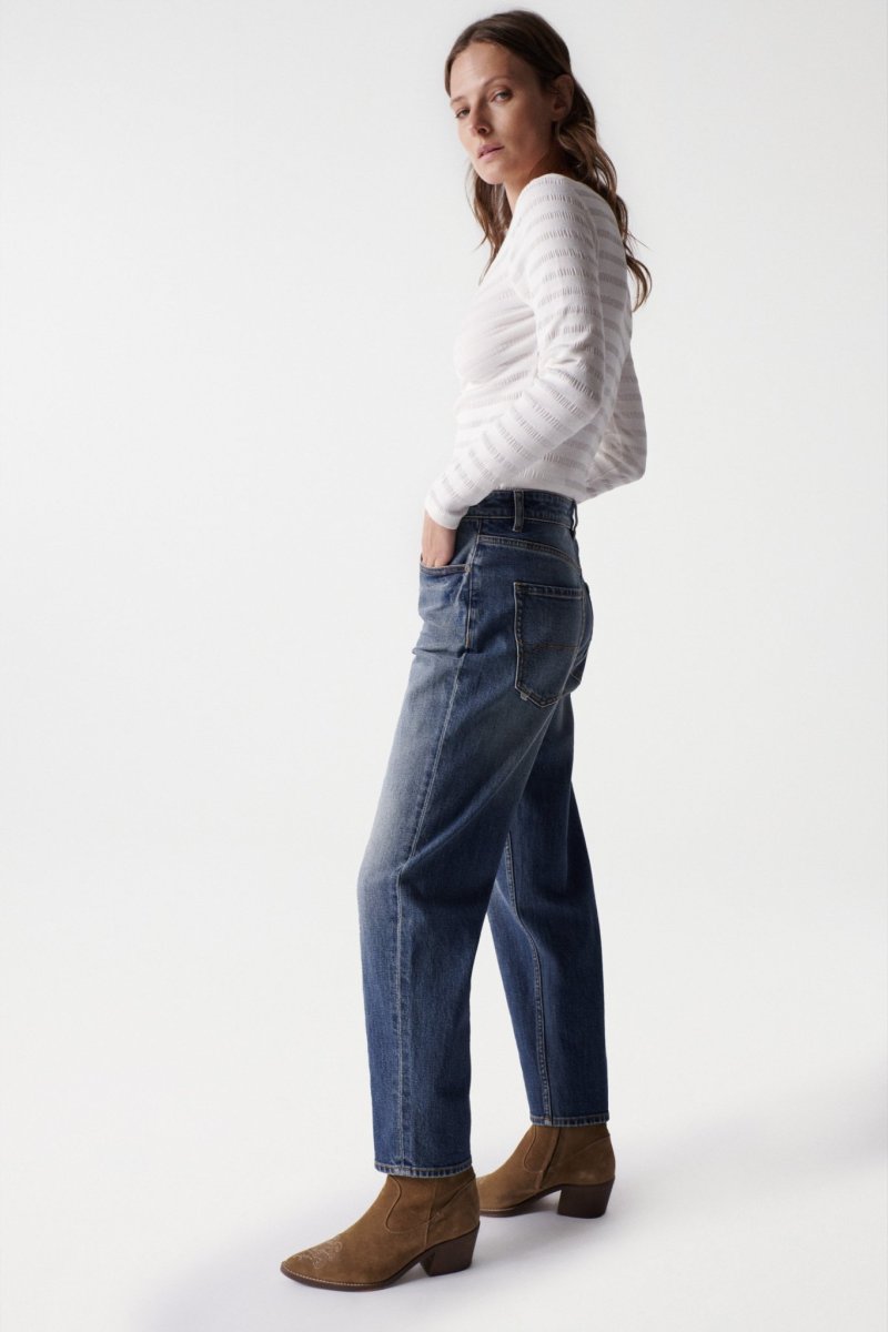 baggy-regular-loose-cropped-27541.jpeg