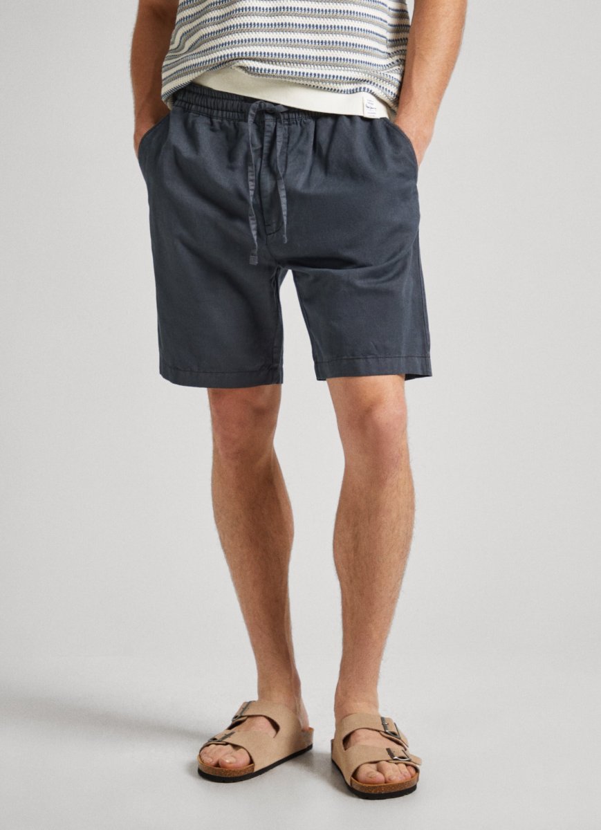 relaxed-linen-smart-shorts-14-37751.jpeg