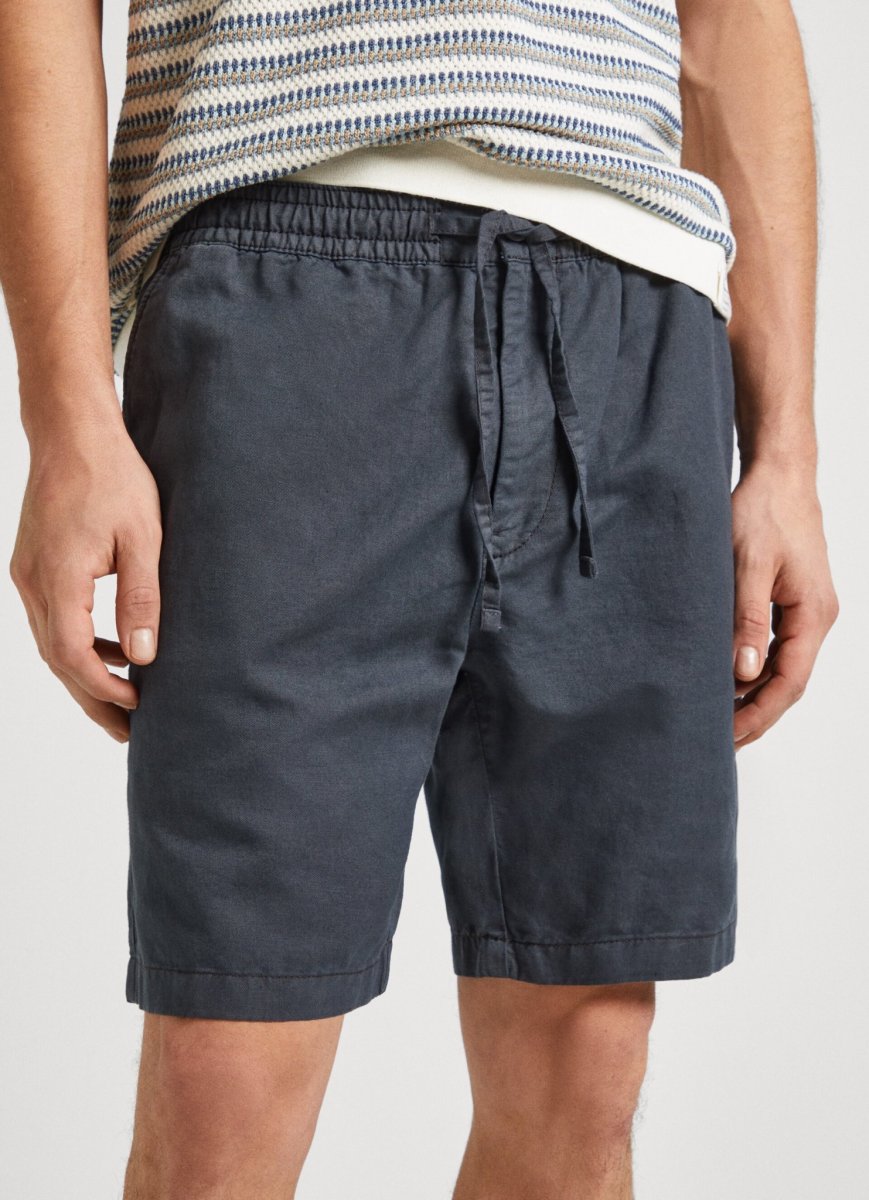 relaxed-linen-smart-shorts-14-37752.jpeg