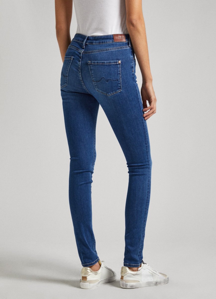 skinny-jeans-hw-3-38372.jpeg