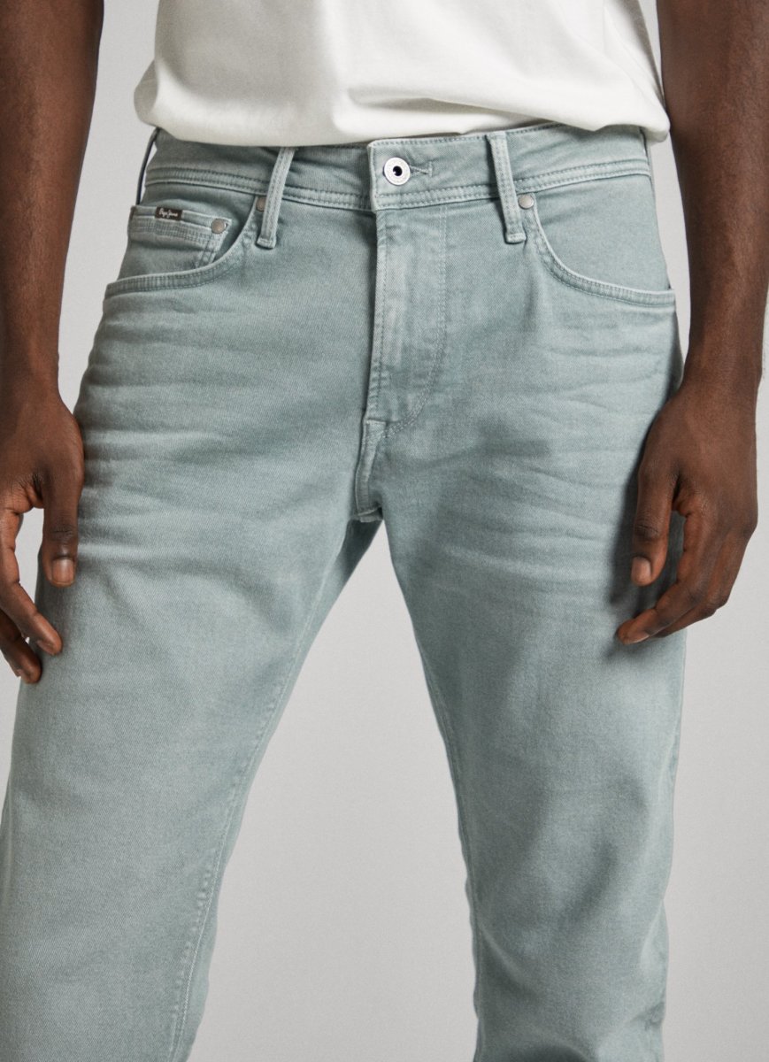 tapered-jeans-1-35163.jpeg