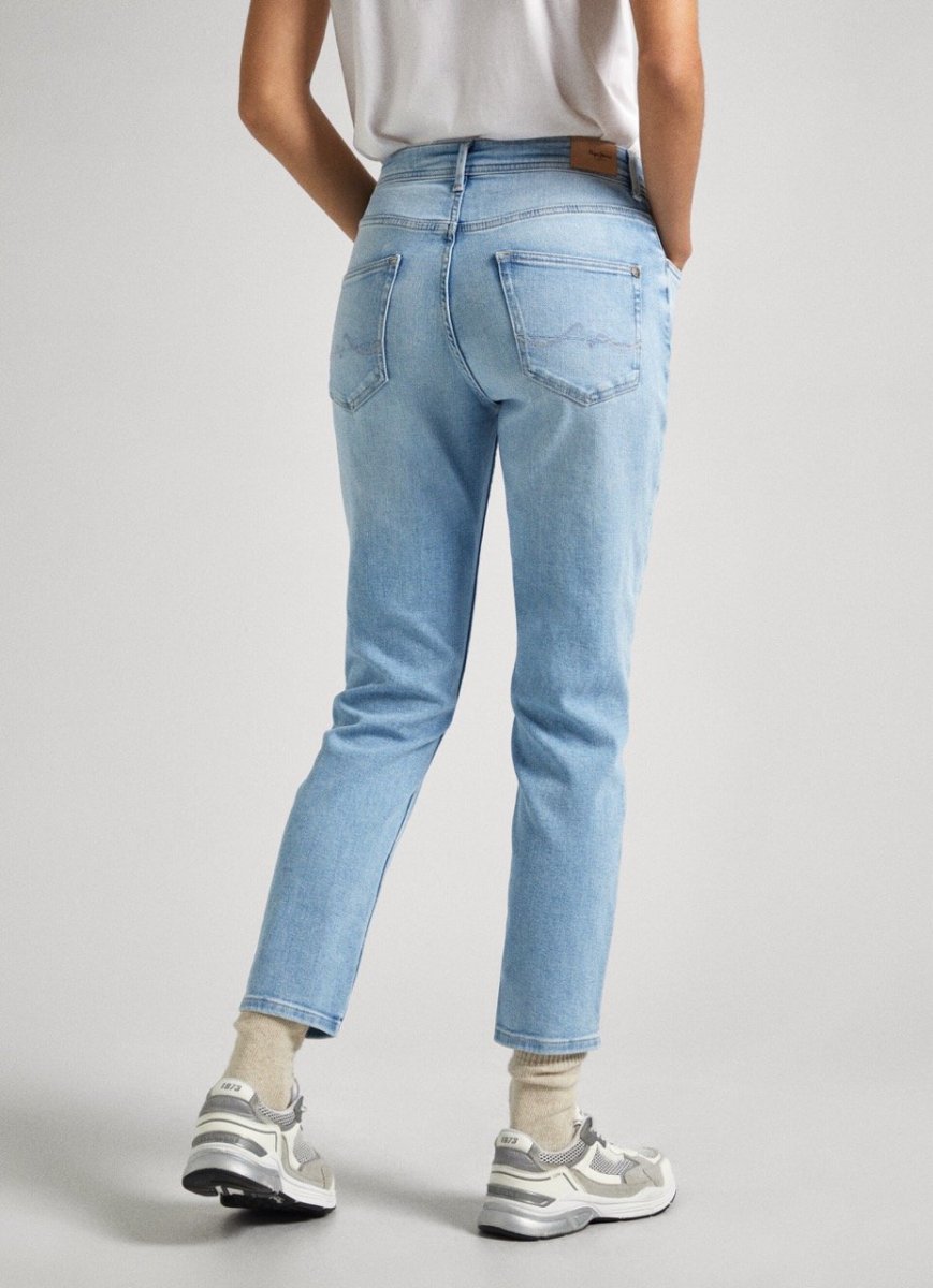 tapered-jeans-hw-21-38793.jpeg