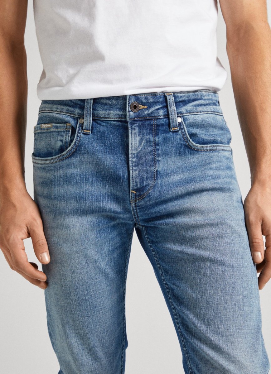 slim-jeans-34-35384.jpeg