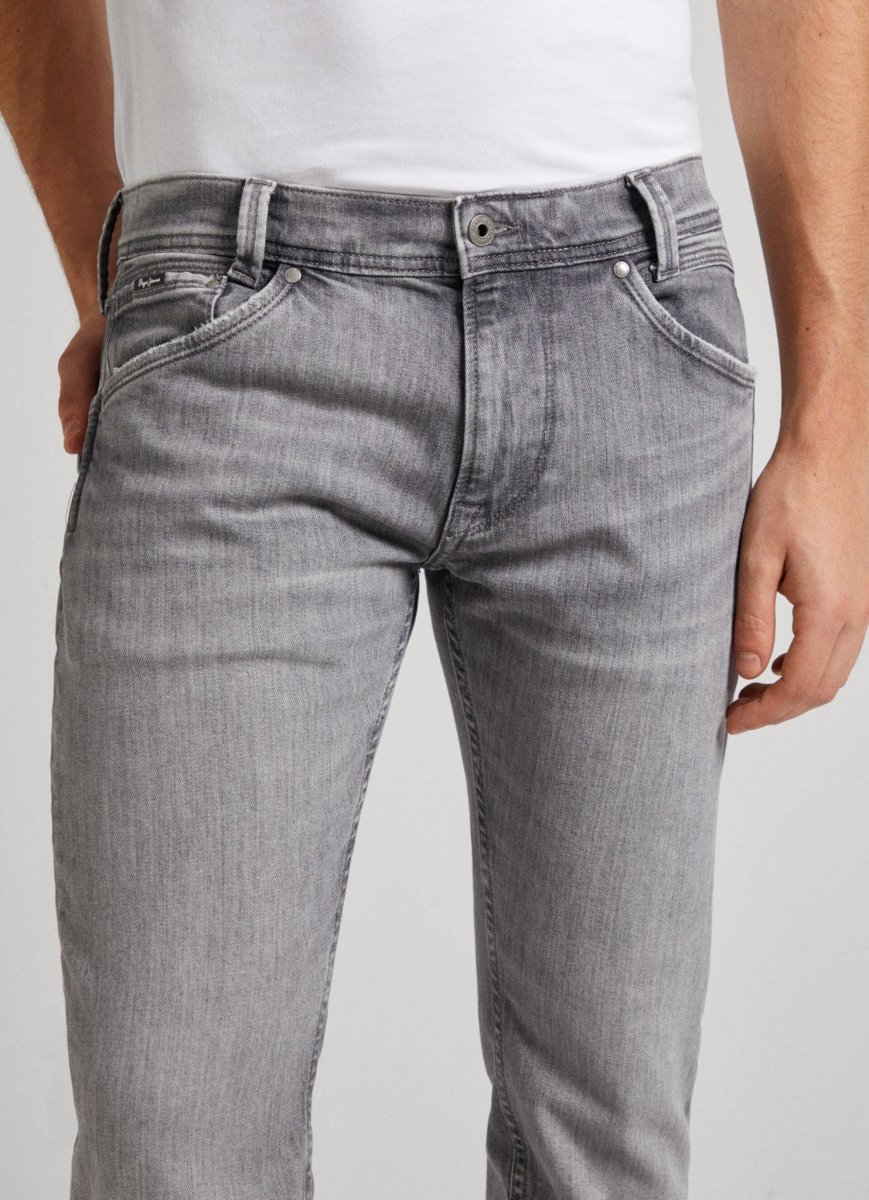 tapered-jeans-100-37964.jpeg