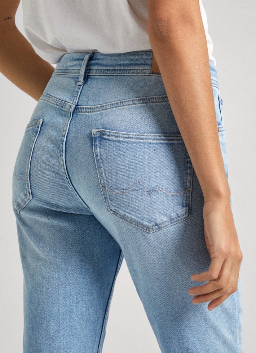 tapered-jeans-hw-19-38794.jpeg