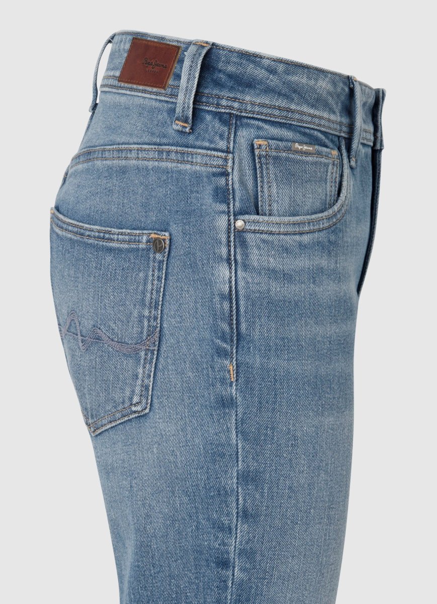 tapered-jeans-hw-7-37424.jpeg