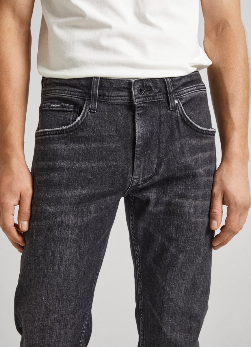 straight-jeans-16-35105.jpeg