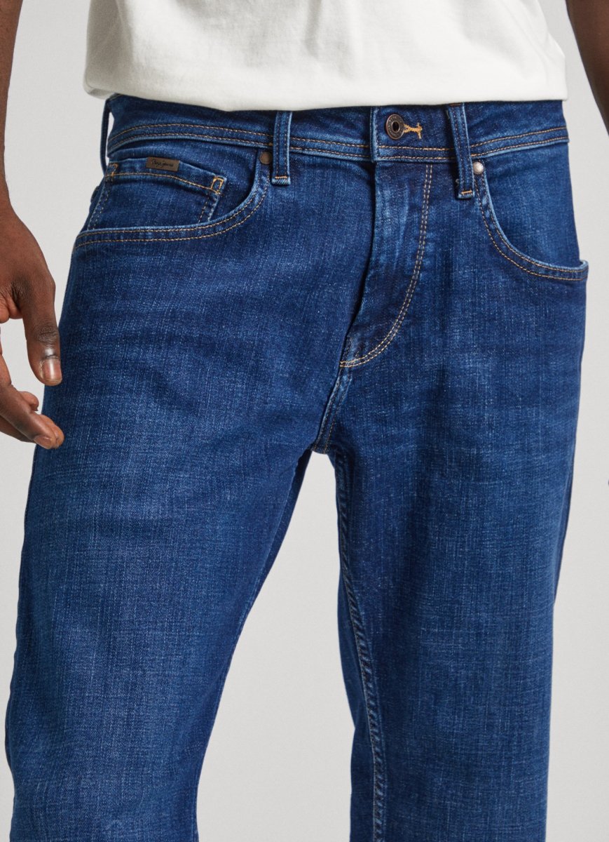 straight-jeans-4-35135.jpeg