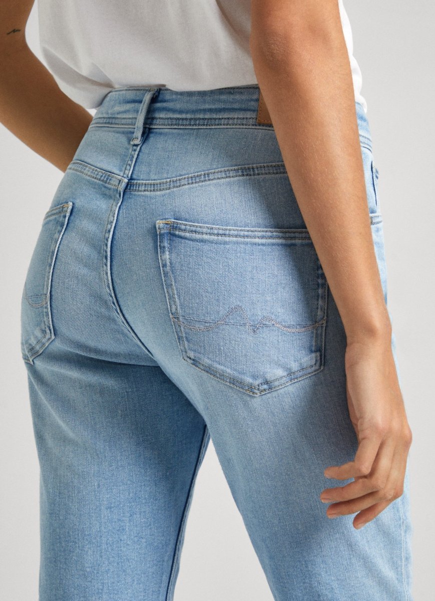 tapered-jeans-hw-21-37985.jpeg