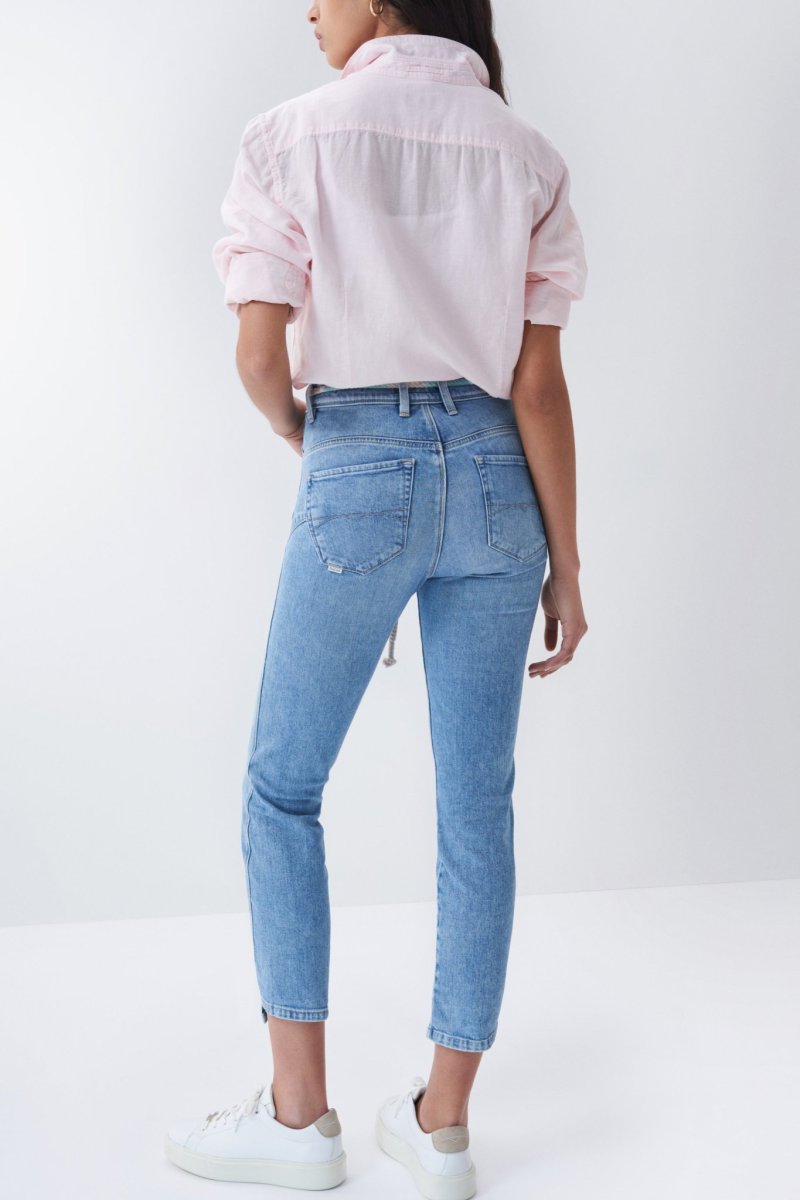 push-in-secret-glamour-slim-cropped-32397.jpeg