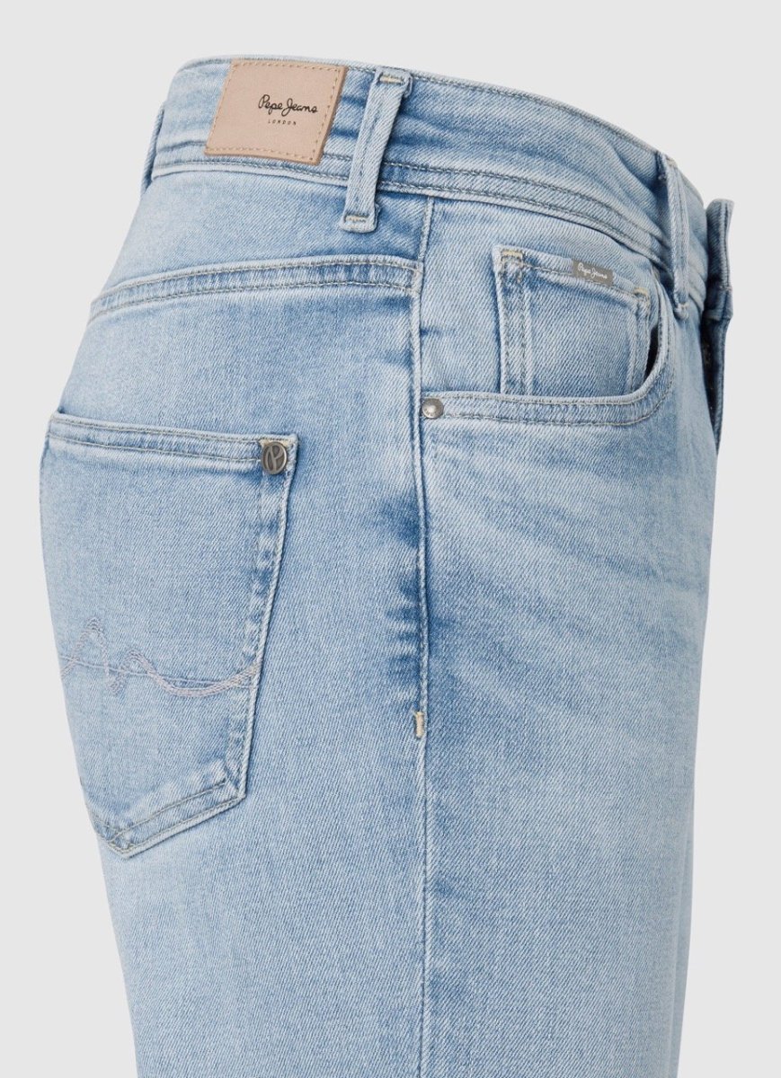 tapered-jeans-hw-19-38797.jpeg