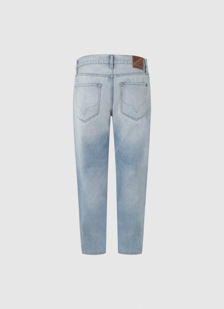 relaxed-jeans-almost-37738.jpeg