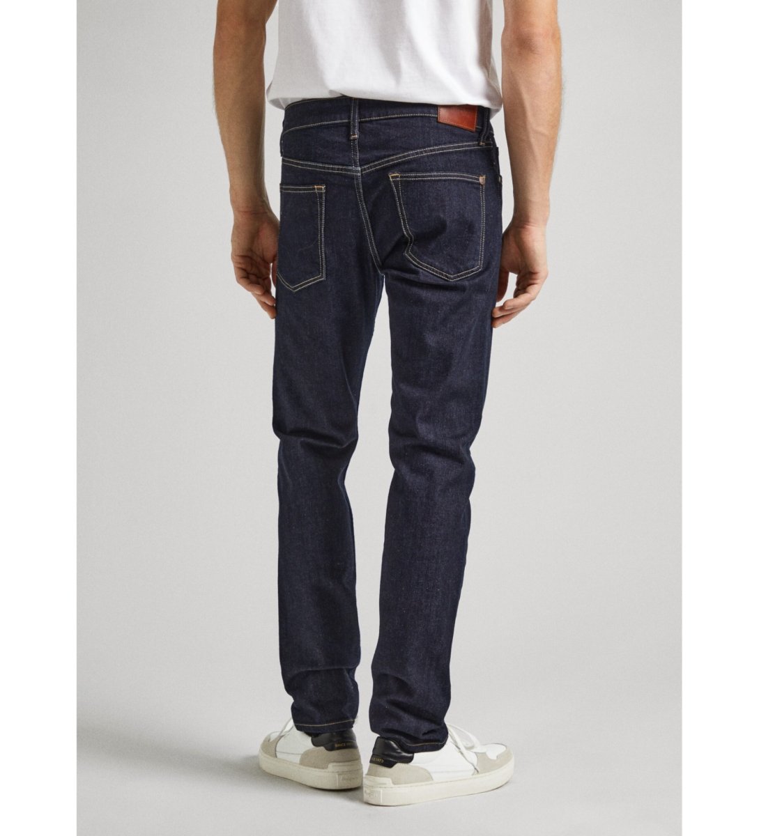 slim-jeans-1-45628.jpg