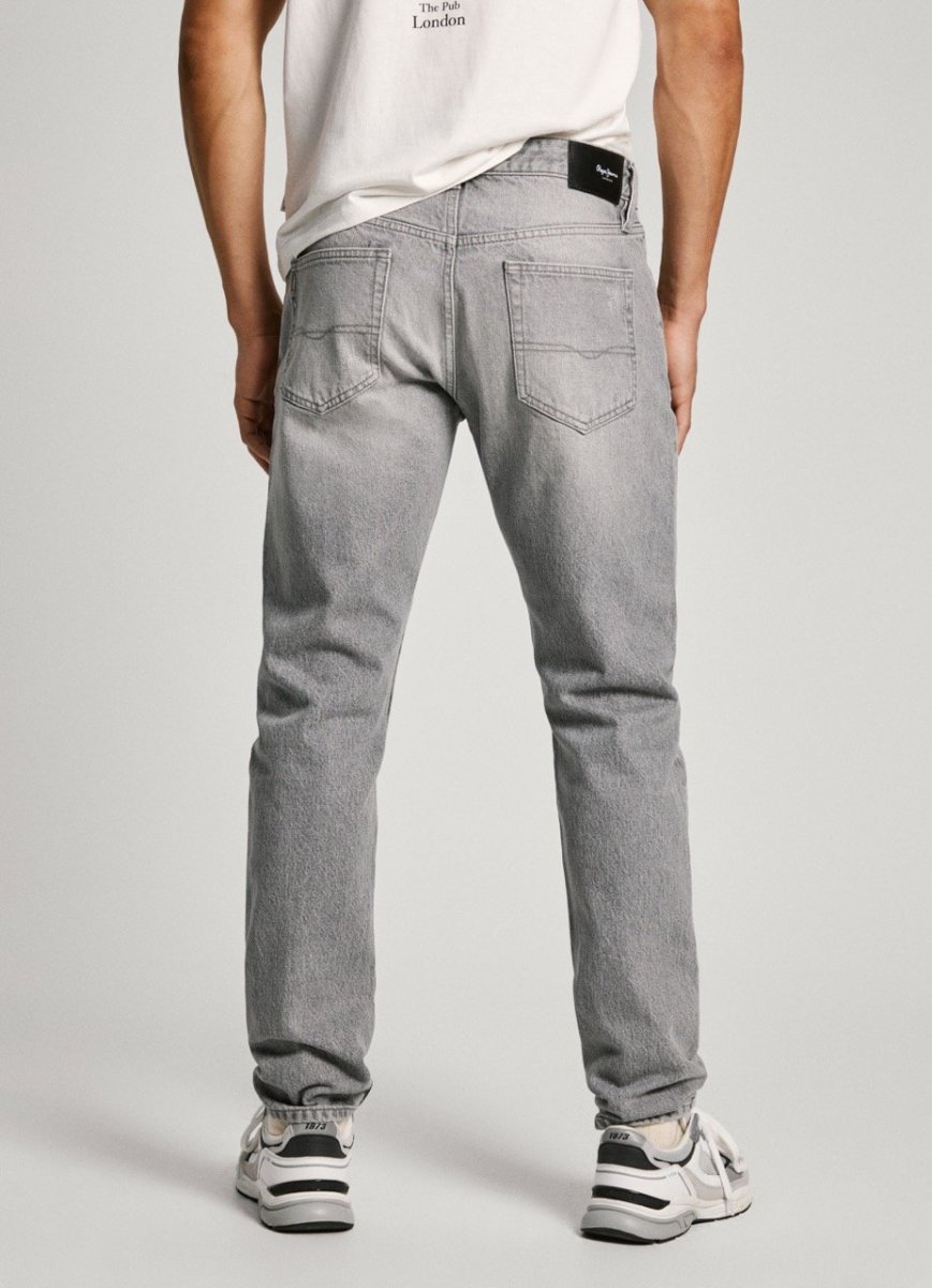 tapered-jeans-128-40188.jpeg