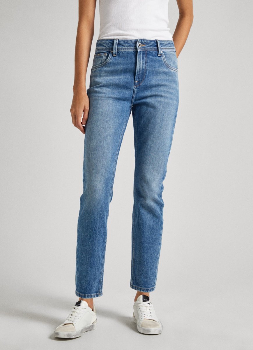 tapered-jeans-hw-10-37418.jpeg