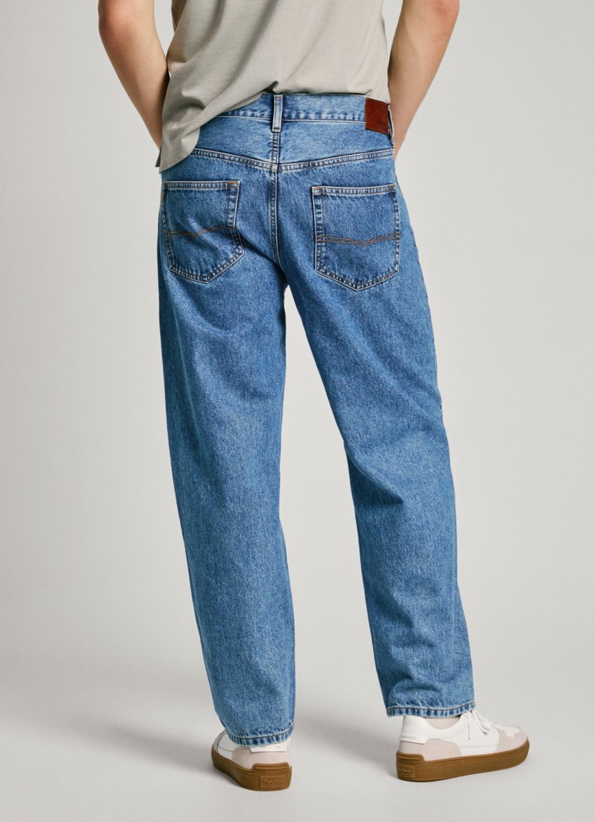 barrel-jeans-3-38399.jpeg