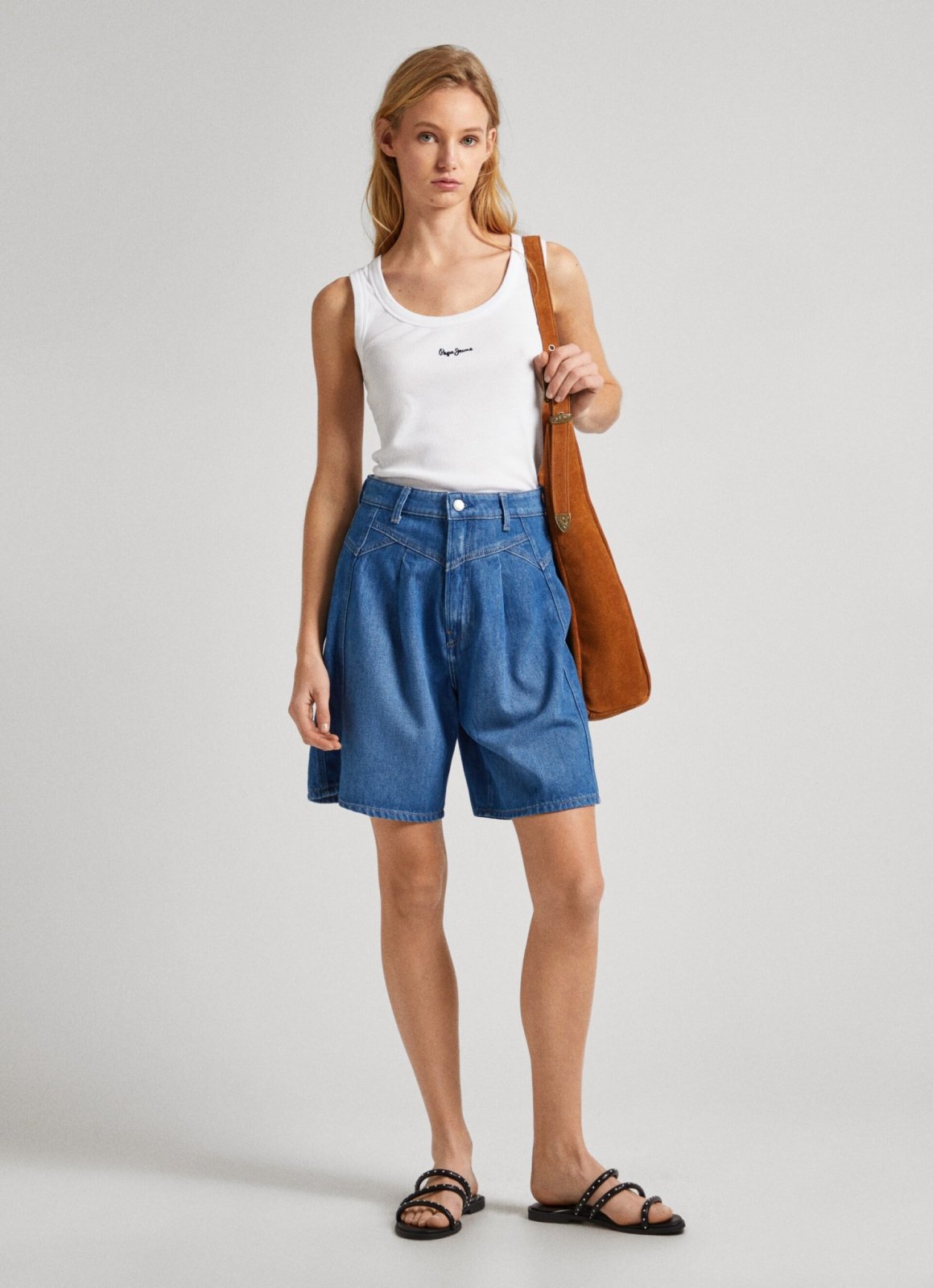 RELAXED SHORT UHW DLX